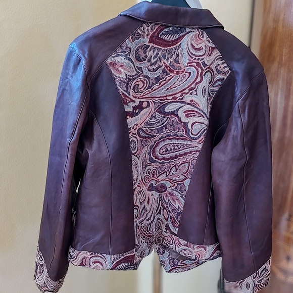 Women's Coldwater Creek brown leather jacket w embroidery trim sz XL - Picture 6 of 15